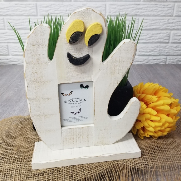 Sonoma Other - Wooden Ghost Frame/Decor